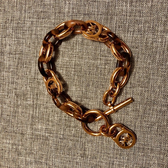 Michael Kors Tortoiseshell Padlock Link Bracelet - Picture 1 of 4